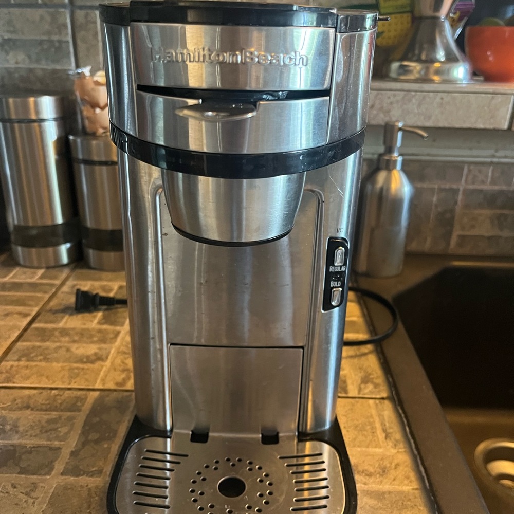 Hamilton beach one cup percolator with REGULAR & BOLD option